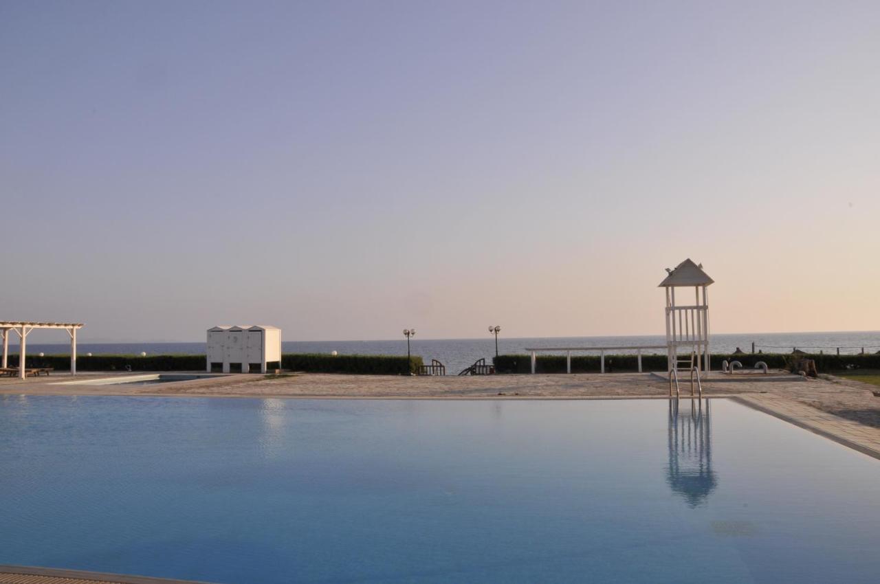 Tinos Beach Hotel الغرفة الصورة